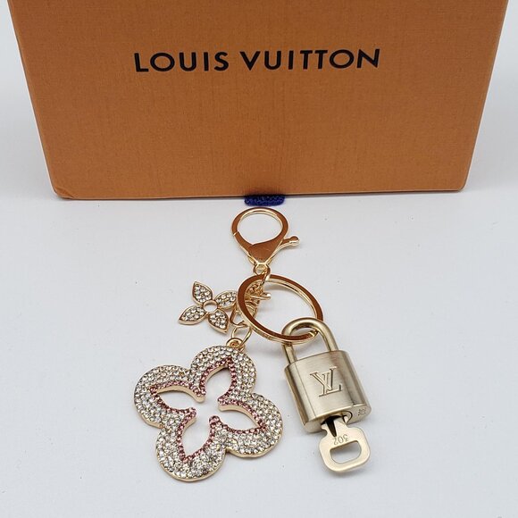 Authentic Louis Vuitton Gold Lock & Box w/ Unbranded Clover Bagcharm - Picture 2 of 8